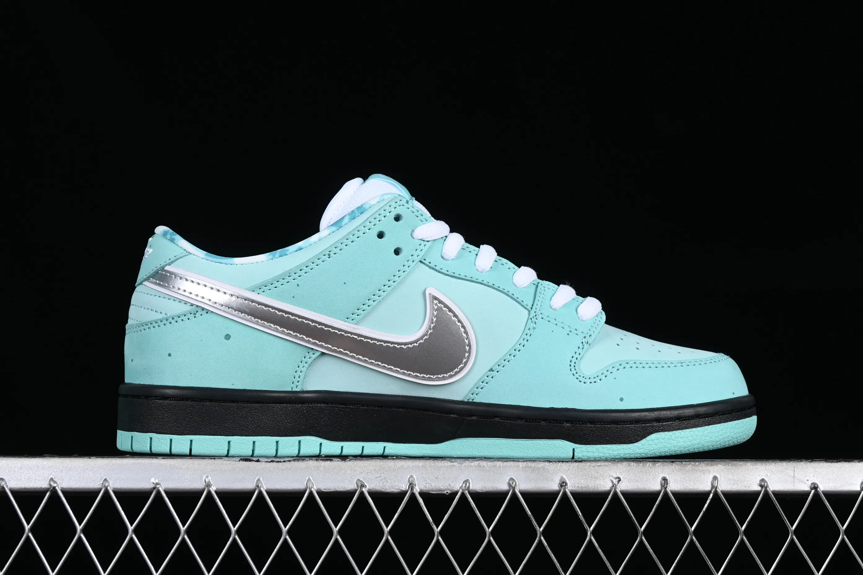 All categories Nk SB Dunk series Nk SB Dunk Low low-top sneakers C version Concepts x Nk SB Dunk Low Trick-or-treat doll Tiffany Lobster SB low-top sports and leisure sneakers BV1310-402